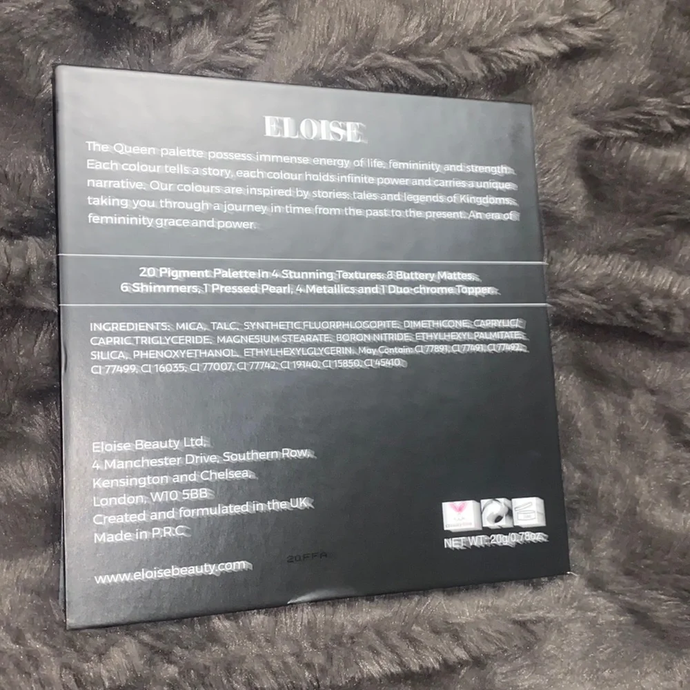 🪼Eloise Makeup Eloise The Queen Eyeshadow Palette! - Picture 8 of 8